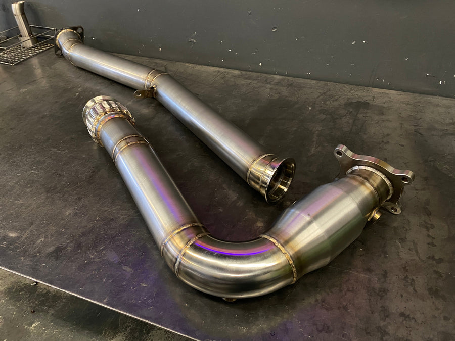 High-performance catted J-pipe downpipe for 2015 and newer Subaru WRX